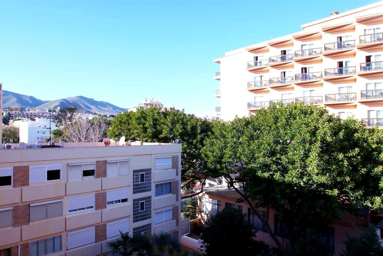 Apartamento La Carihuela Torremolinos Bagian luar foto