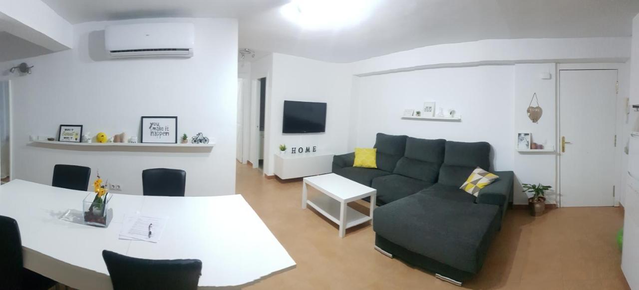 Apartamento La Carihuela Torremolinos Bagian luar foto
