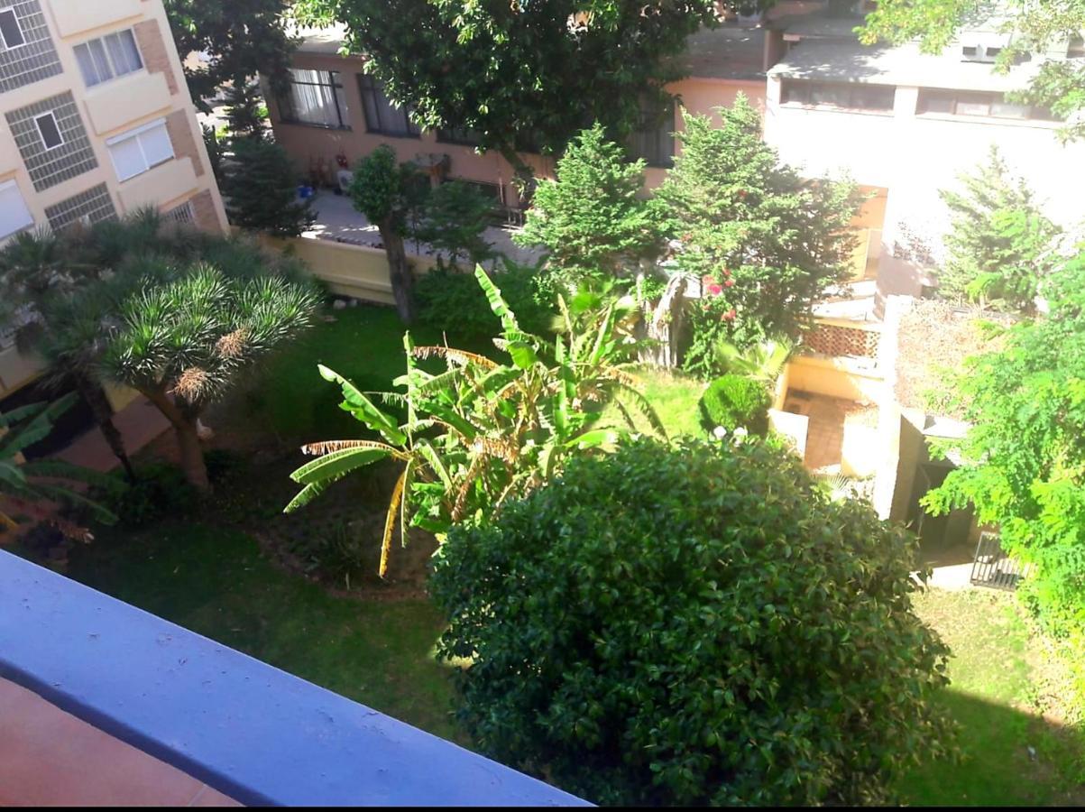 Apartamento La Carihuela Torremolinos Bagian luar foto